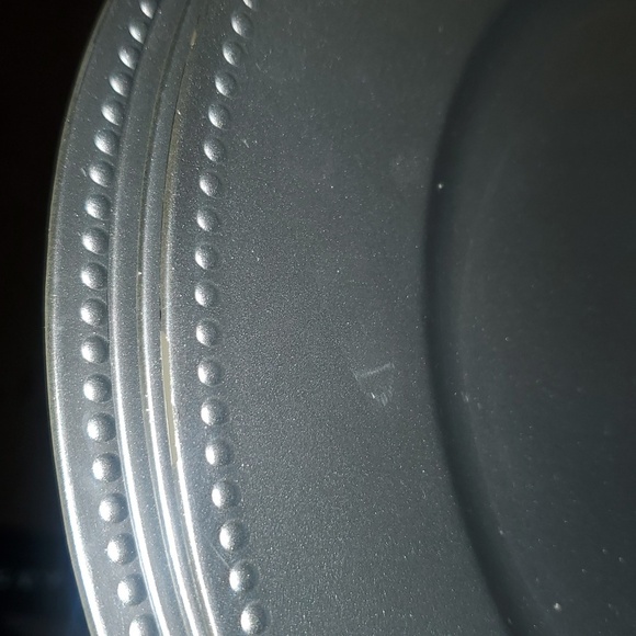 Set of 4 Silver 13" Round Beaded Trim Dinner Charger Plates - Picture 6 of 6